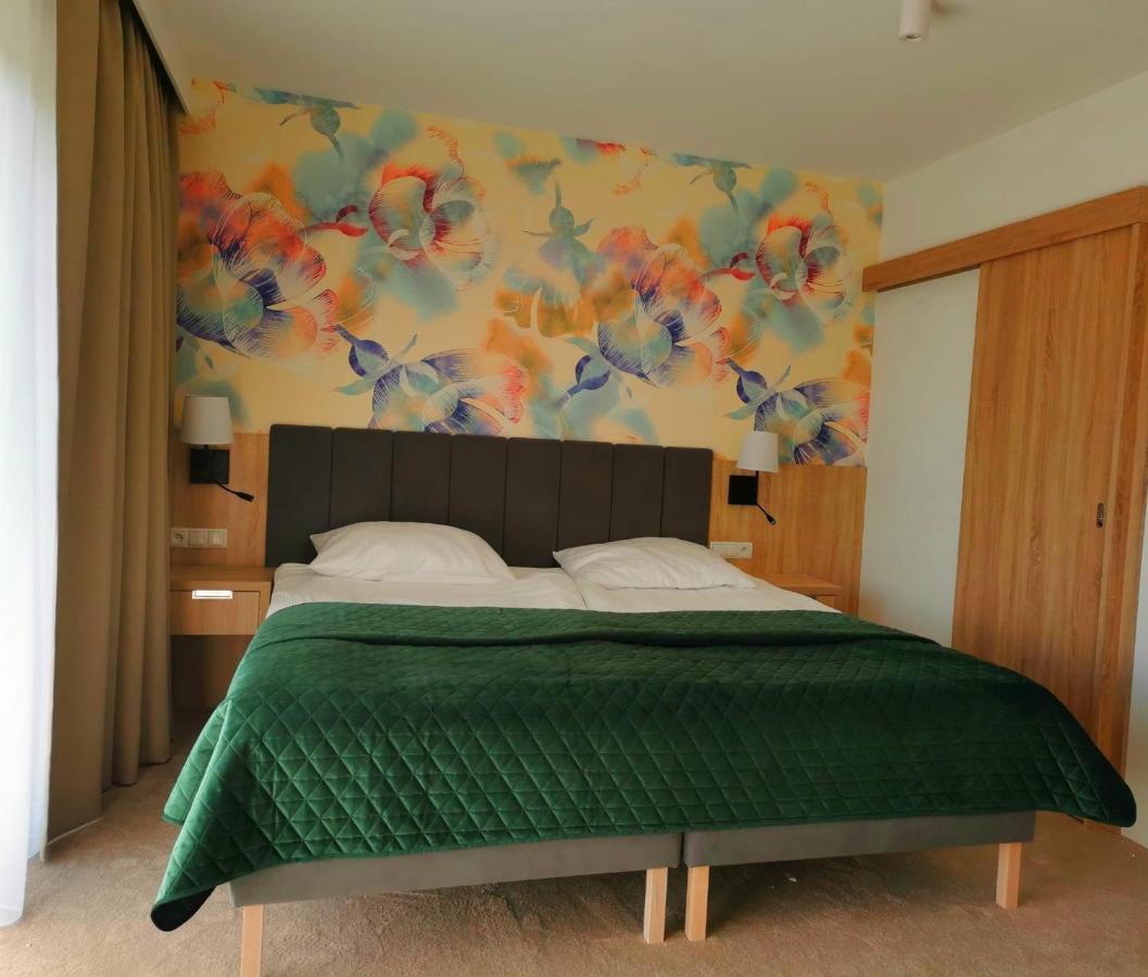 אוסטרוני מורסקי Hotel Skal Medi Spa & Resort מראה חיצוני תמונה