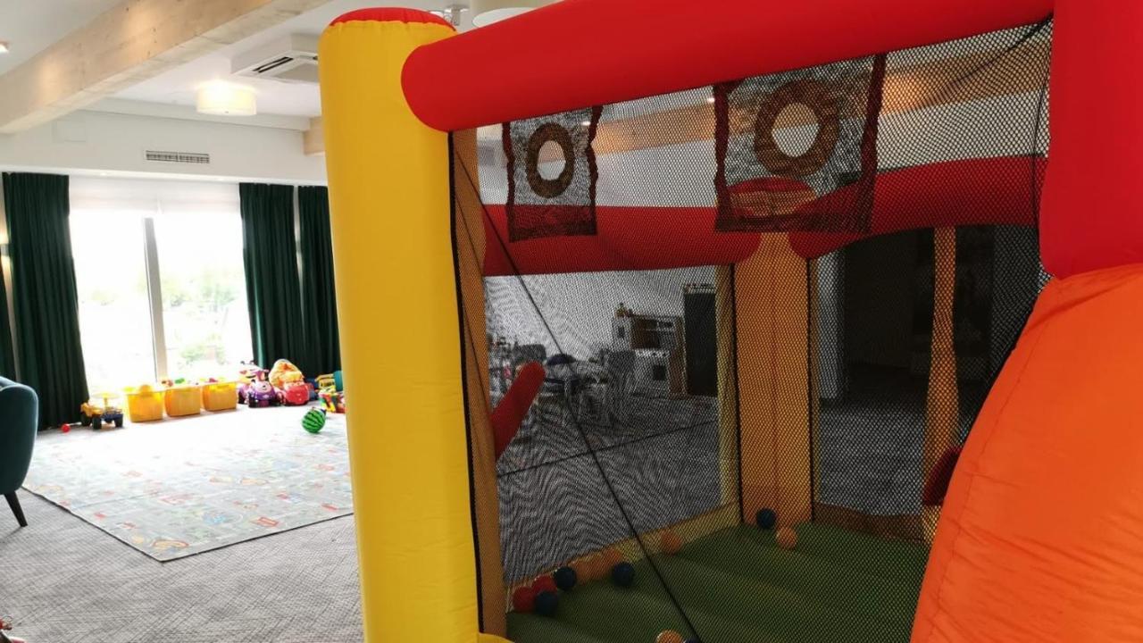 אוסטרוני מורסקי Hotel Skal Medi Spa & Resort מראה חיצוני תמונה